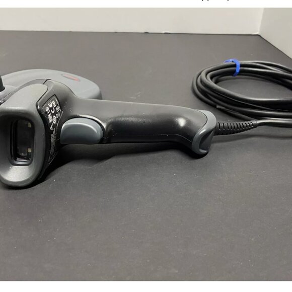 Honeywell HH660-1-UL-INT 2D Barcode Scanner With Stand - 9 foot USB Cable - Picture 2 of 6